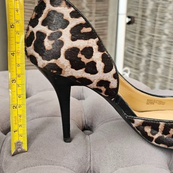 Michael Kors Clara mid spotted haircalf pump - like new condition - Picture 10 of 11